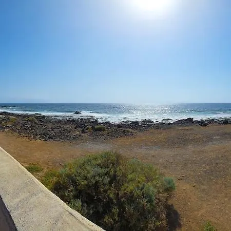 Ocean Bliss 1 Bedroom In Mar Has Sea Views From Its Large Terrace With Great Location Palm-mar