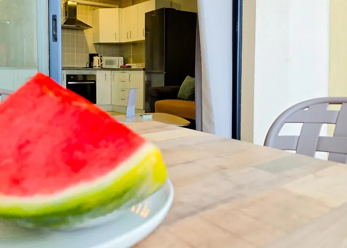 Ocean Bliss 1 Bedroom In Mar Has Sea Views From Its Large Terrace With Great Location Apartmán